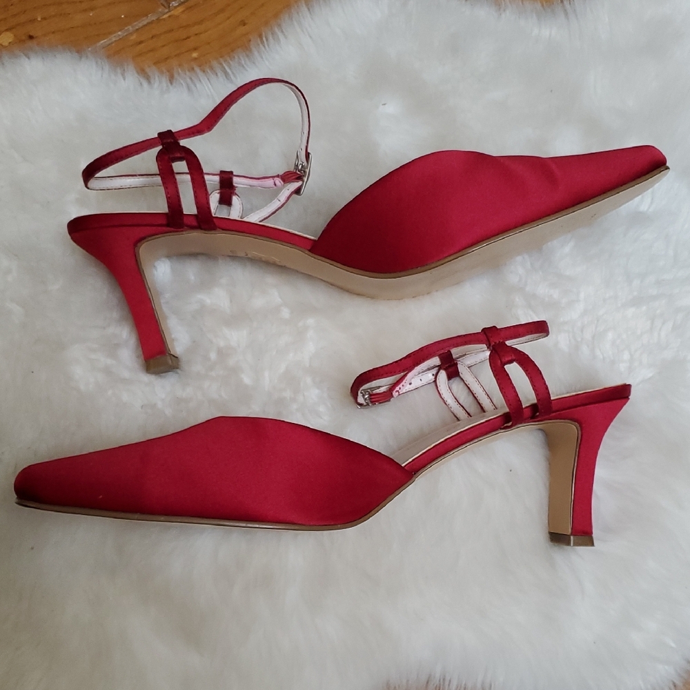 Michaelangelo Scarlet Satin Heels